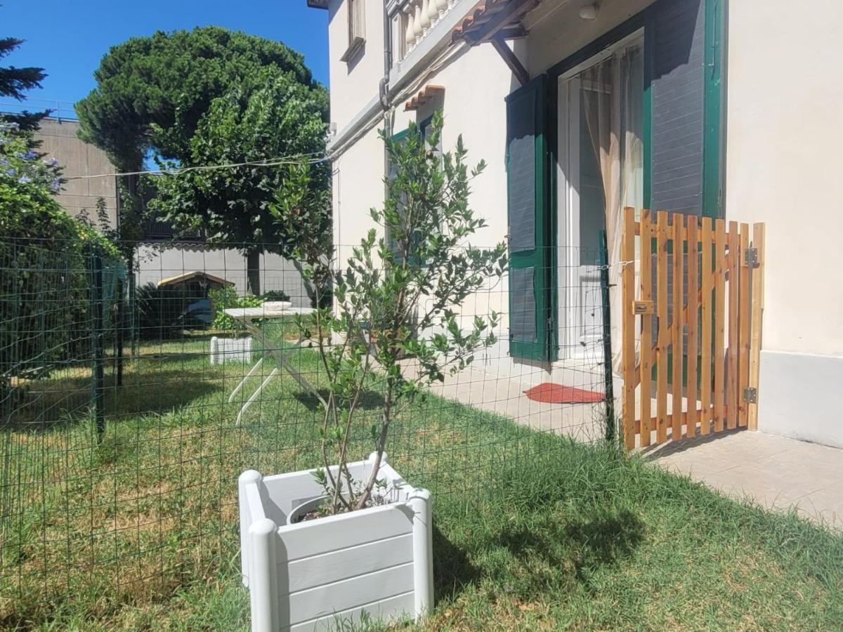 Casa Siria Apartment Livorno Bagian luar foto